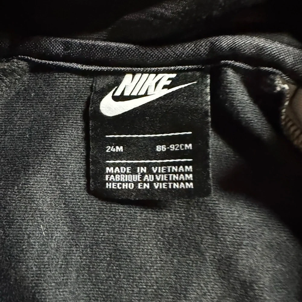 Nike kids gray‎ black 24 months full zip track jacket